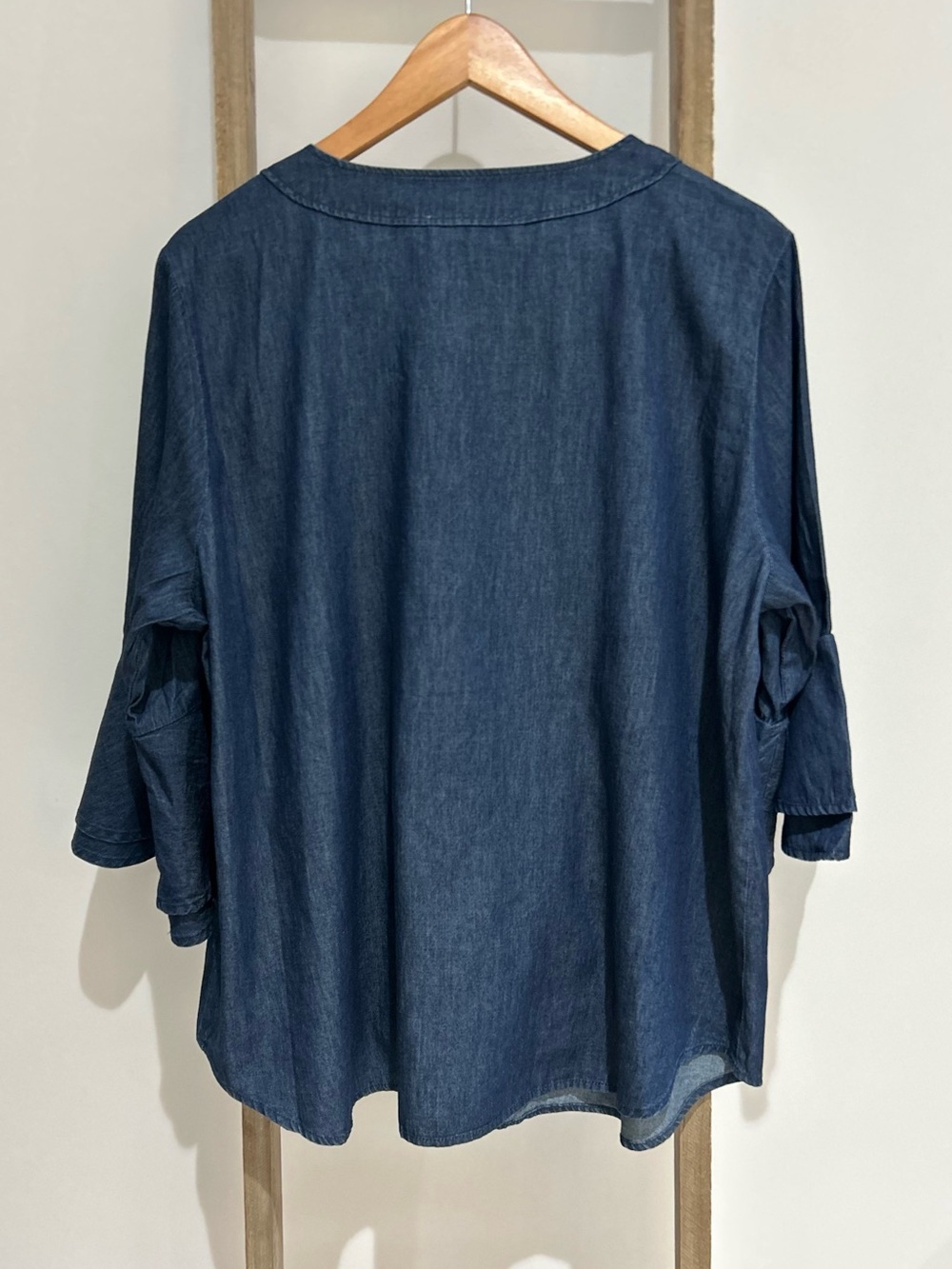 Philosophy Denim Chambray V-Neck Bell Sleeve Top Women’s Size 1X NWT Boho Casual - Picture 4 of 10